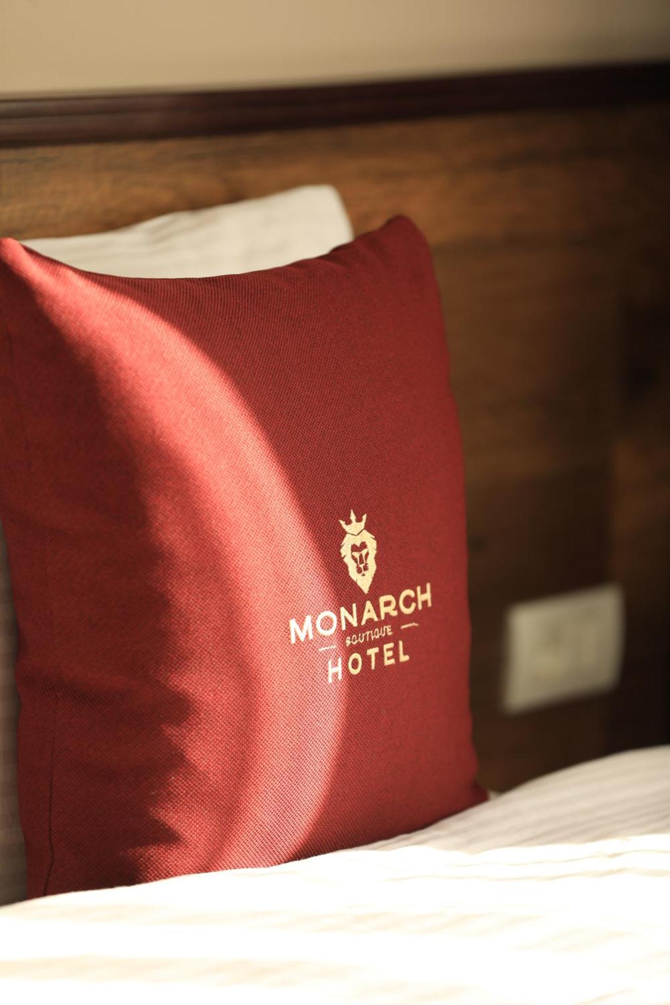 Monarch Hotel Prizren Exterior photo