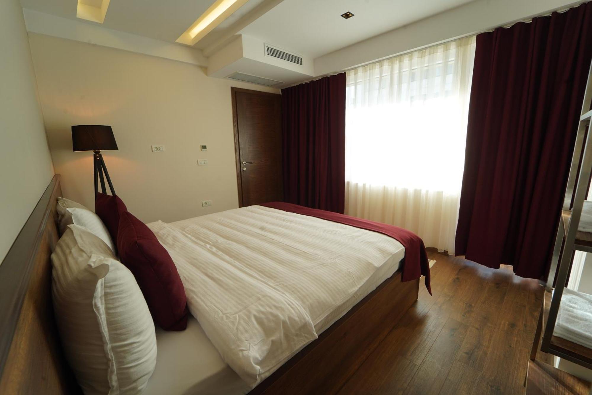 Monarch Hotel Prizren Exterior photo