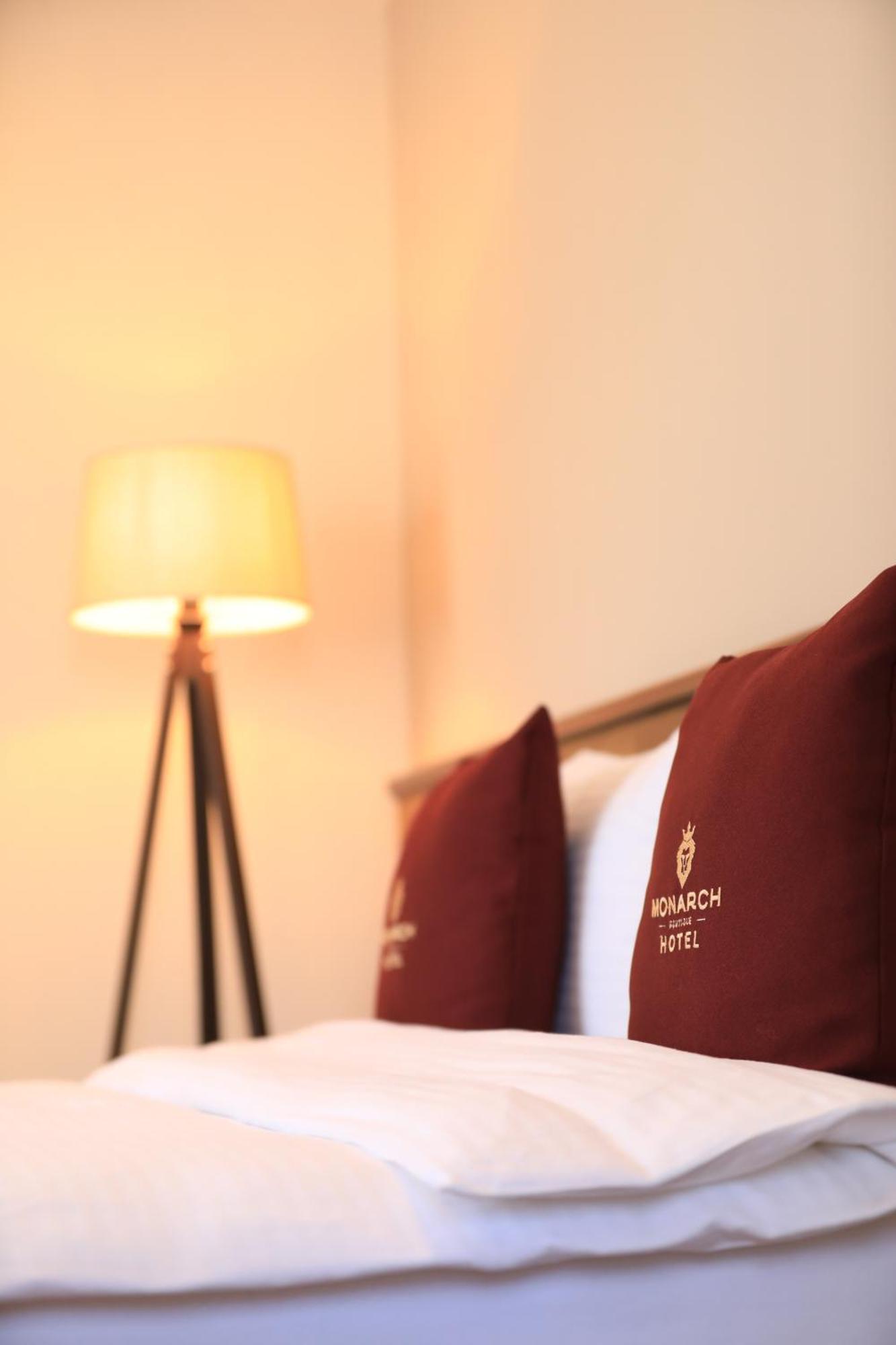 Monarch Hotel Prizren Exterior photo