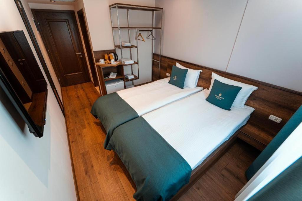 Monarch Hotel Prizren Exterior photo